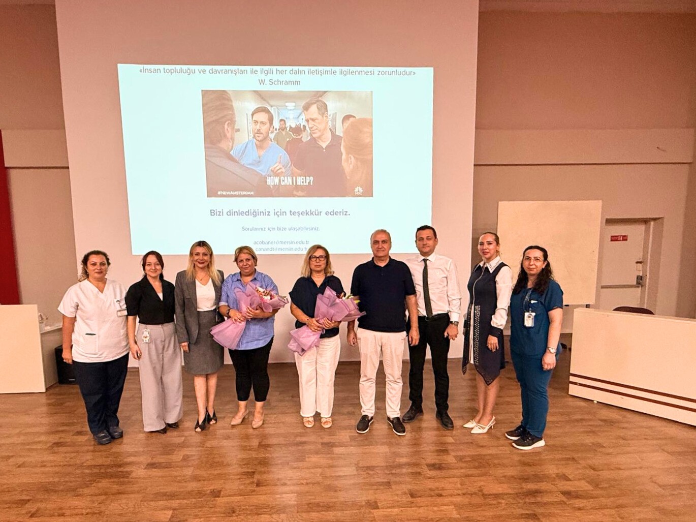 Mersin Üniversitesi Hastanesinde Sağlık Personeline Hasta ve Sağlık Personeli İletişimi Konulu İletişim Semineri detayı için tıklayınız