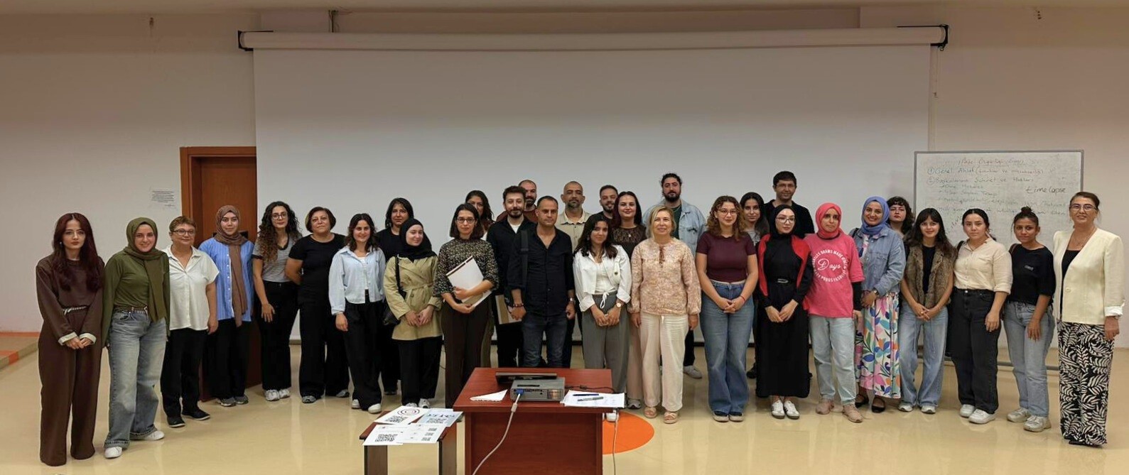 MEÜ İletişim Fakültesi’nde Göç Haberciliğinde Veri Kullanımı ve Güvenliği Atölyesi Gerçekleştirildi detayı için tıklayınız