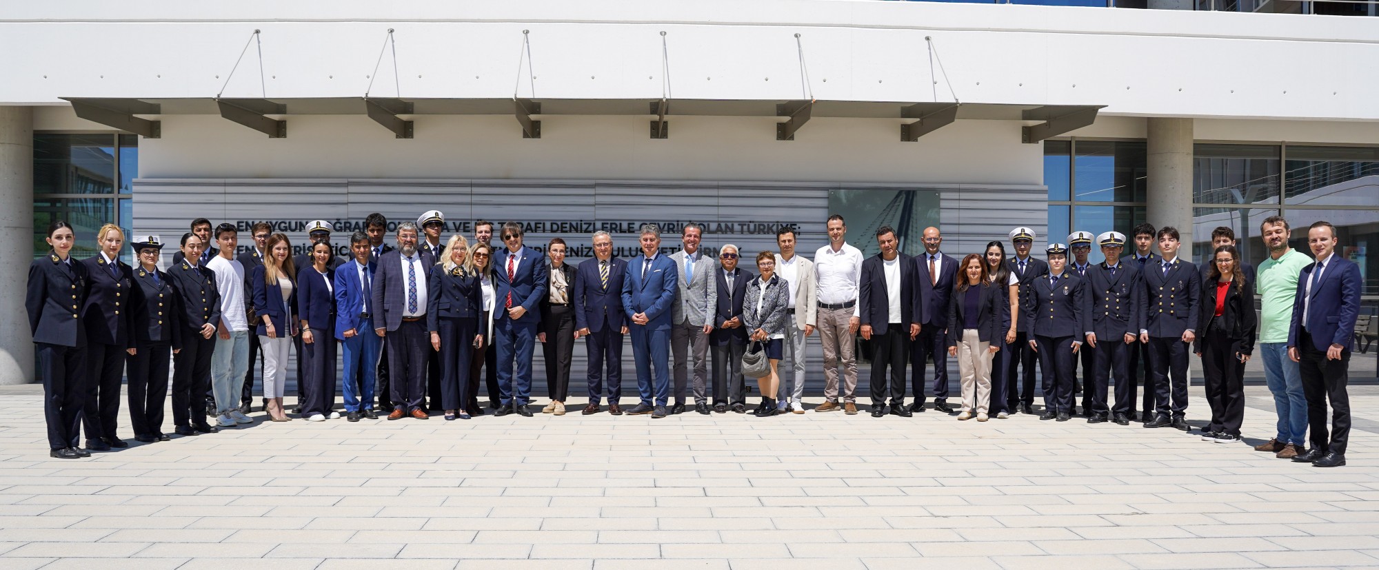 Mersin &Uuml;niversitesi&rsquo;nde Denizcilik Haberciliği Paneli Ger&ccedil;ekleştirildi detayı için tıklayınız